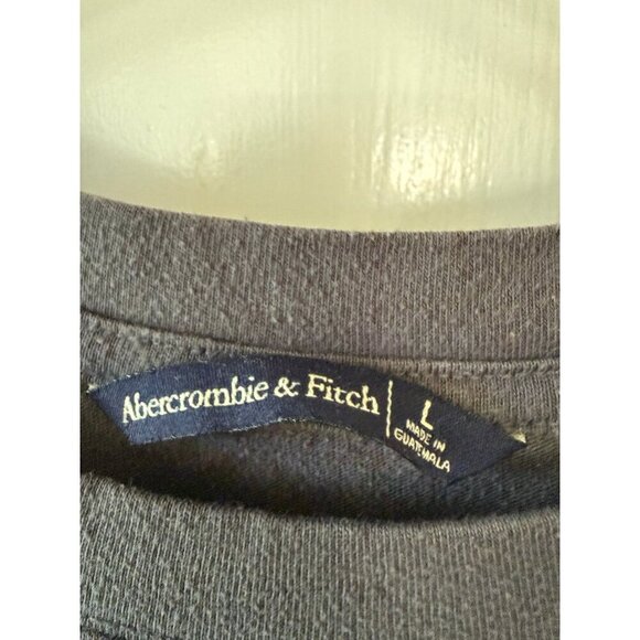Abercrombie & Fitch women’s size large FEMALE t-shirt - Picture 6 of 8